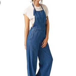 !!!! SOLD!!!!  Volcom Denim Jumpsuit Size Sm